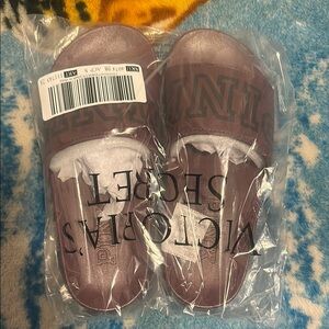 Victoria's Secret Pink Slides - Burgundy